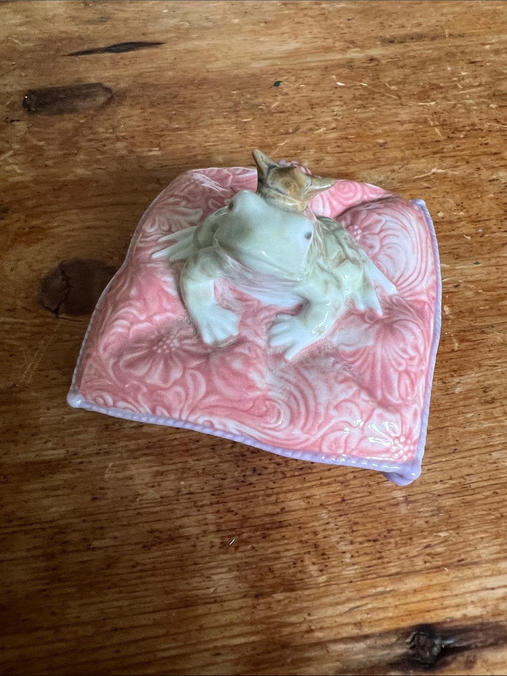 LLADRO RARE HARD TO FIND 01008444 ENCHANTED PRINCE FROG FIGURINE